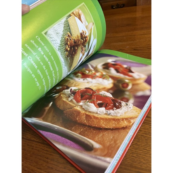 Lot of 3 Better Homes And Gardens Christmas From The Heart Crafts Cookbooks More - Picture 9 of 11